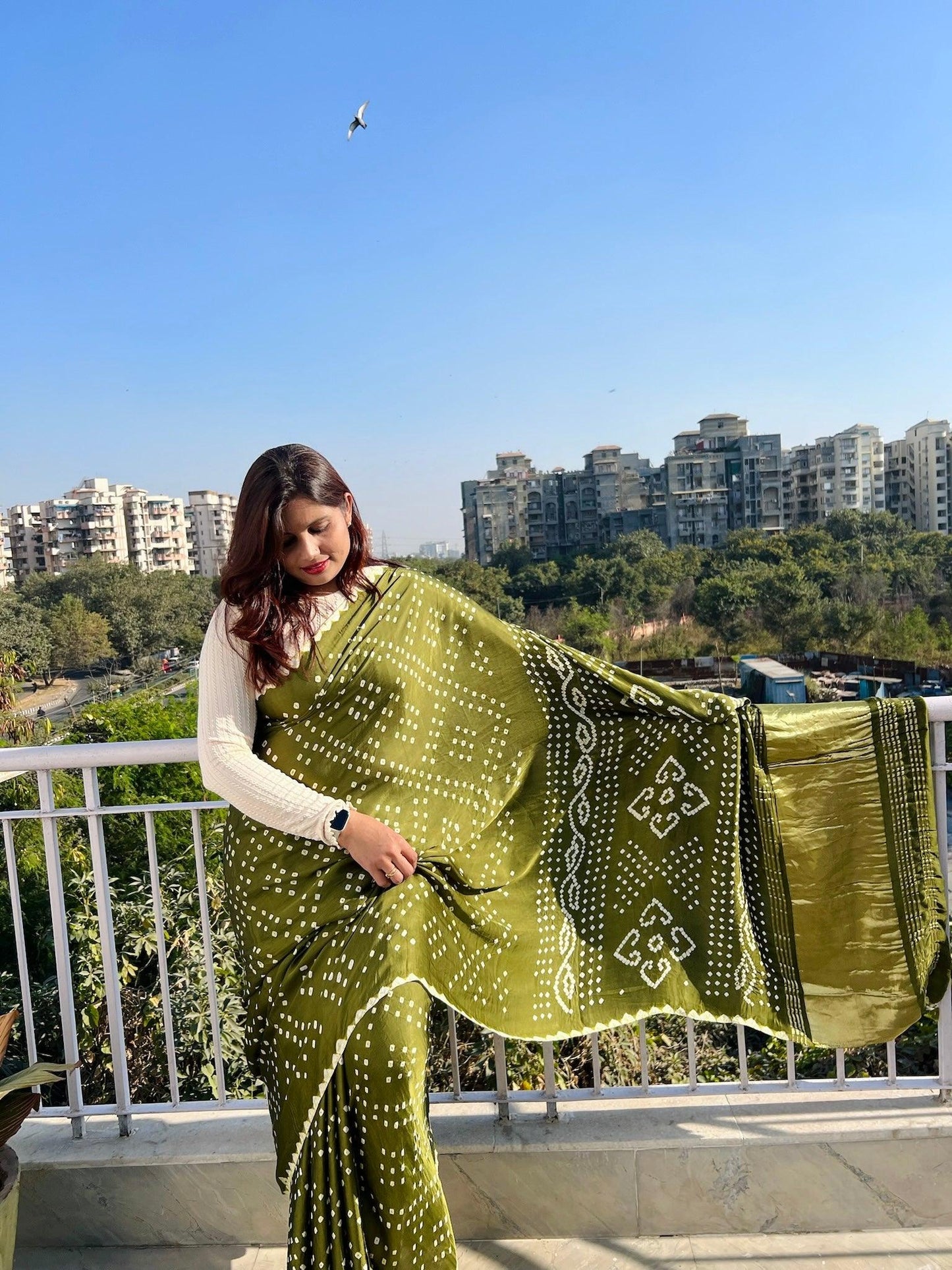 HEENA : BANDHEJ SAREE WITH TISSUE PALLA - Vasaka Jaipur