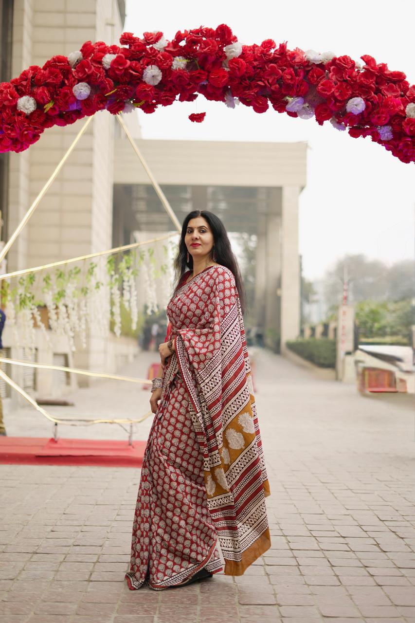 Brick Red_ Mulmul Cotton Saree - Vasaka Jaipur