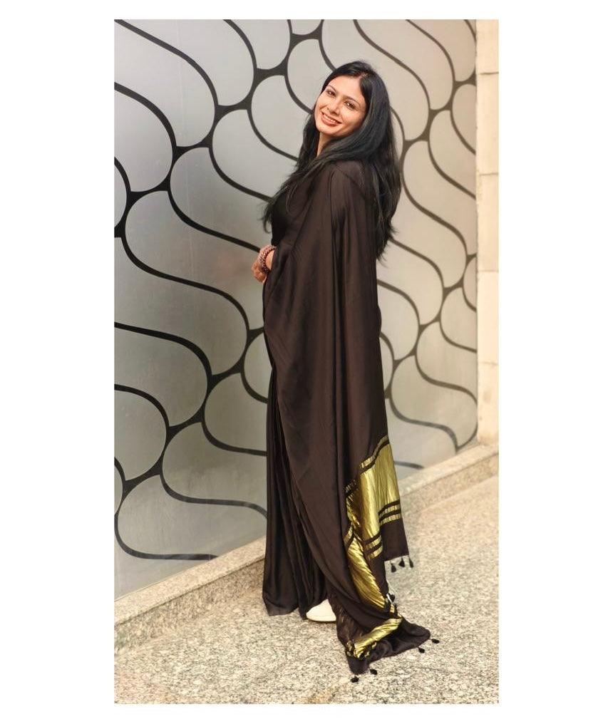 Black Colour Modal Plain Saree With Tissue Pallu - Vasaka Jaipur