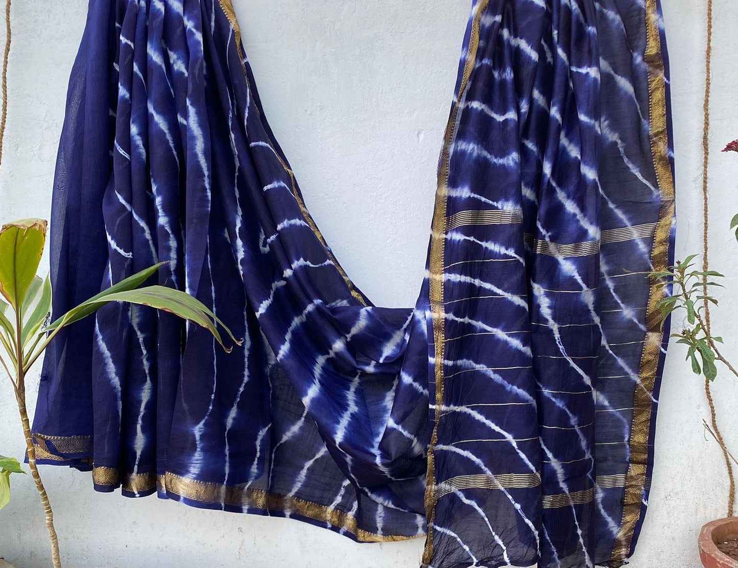 Blue - Shibori Leheriya Maheshwari Silk Saree - Vasaka Jaipur