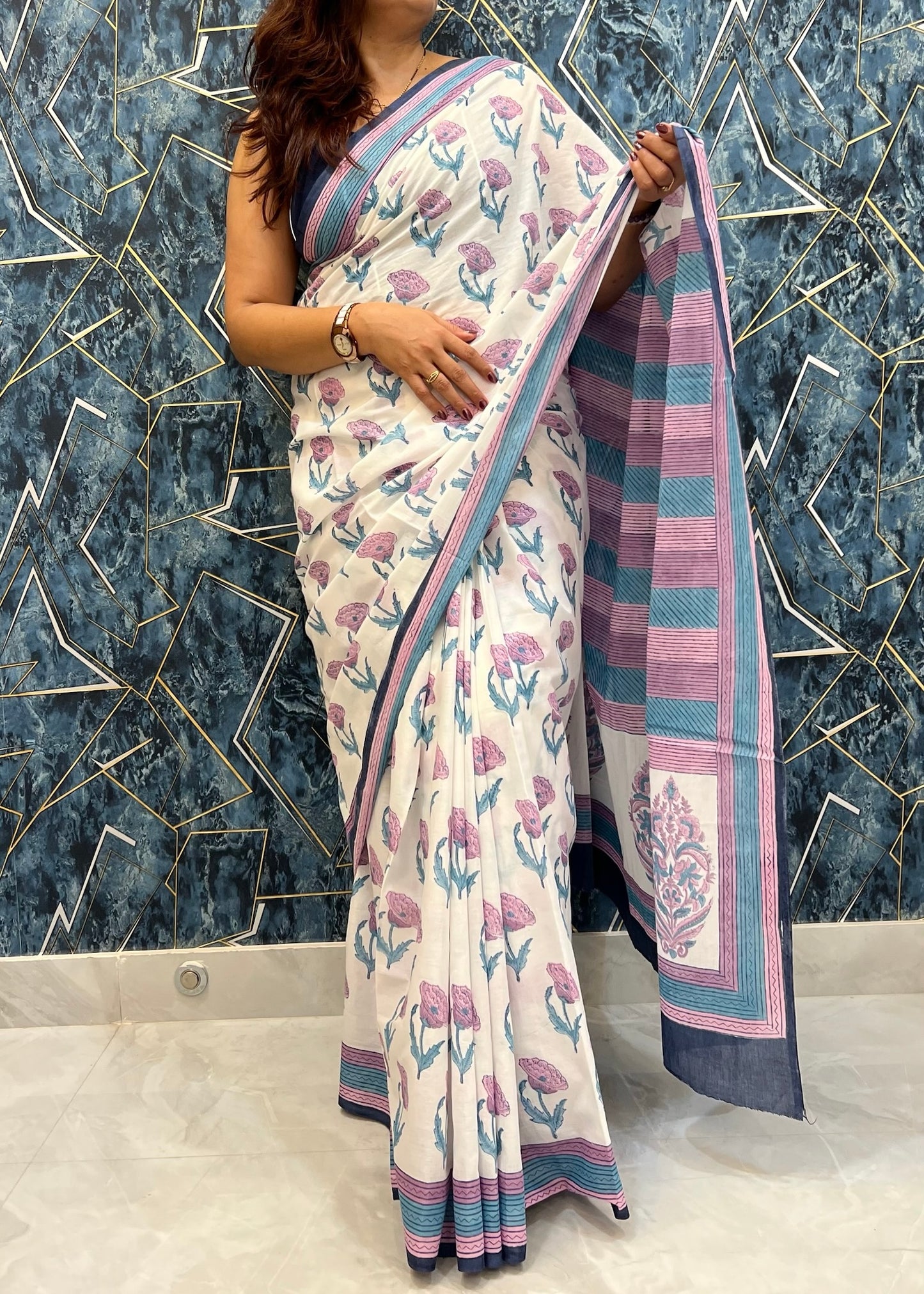 SALONI_Heritage Sanganeri Hand Block Printed Pure Cotton Saree