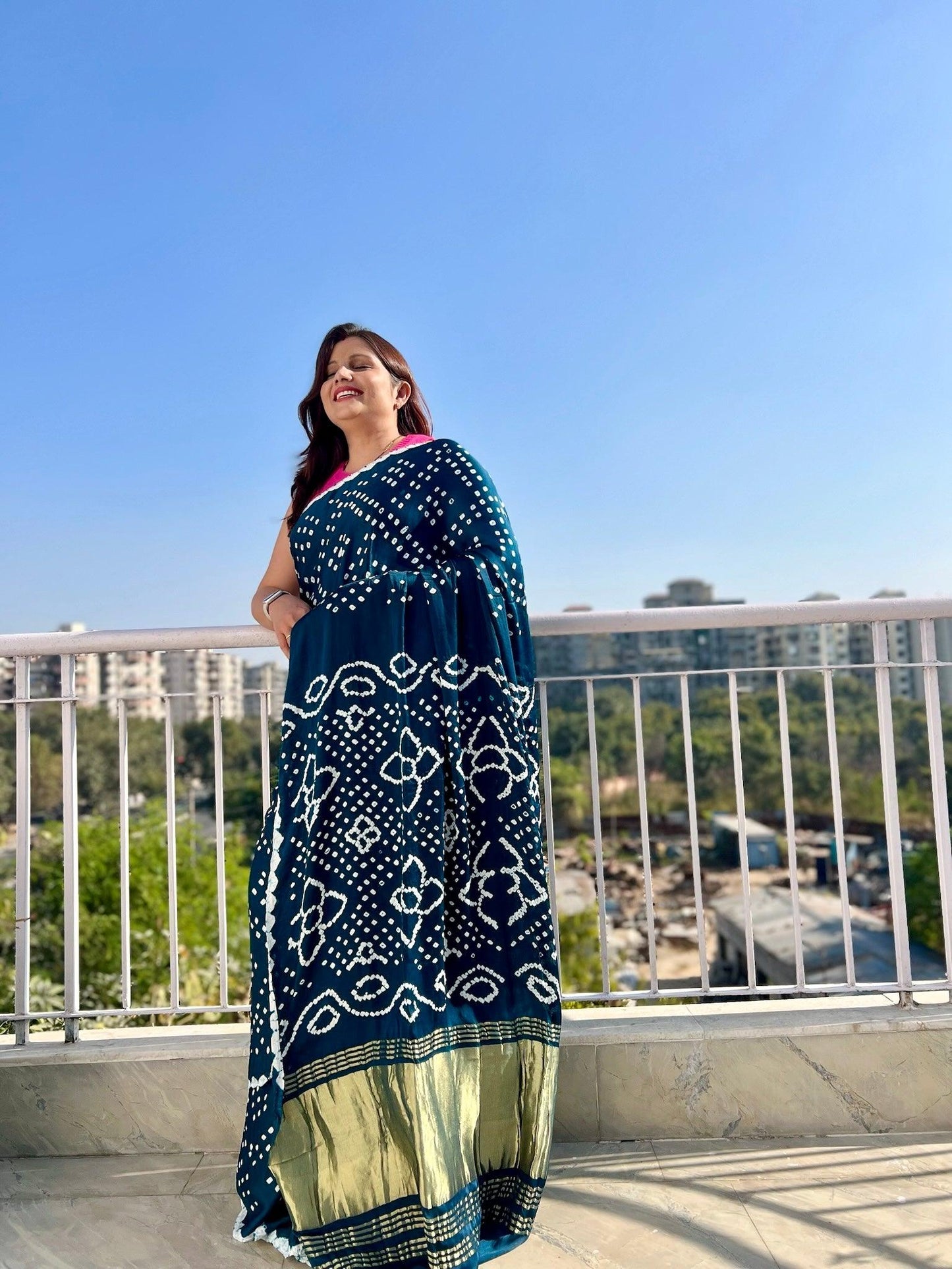 ROSHNI : BANDHEJ SAREE WITH TISSUE PALLA - Vasaka Jaipur