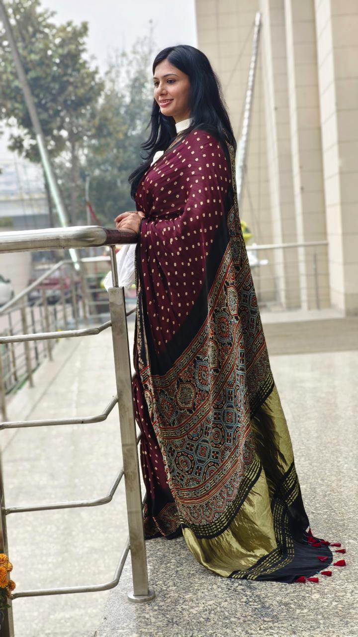 KRITIKA : AJRAKH BANDHEJ TISSUE MODAL SILK SAREE - Vasaka Jaipur