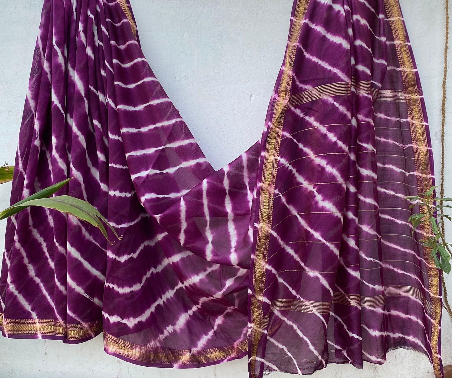 Purple - Shibori Leheriya Maheshwari Silk Saree - Vasaka Jaipur