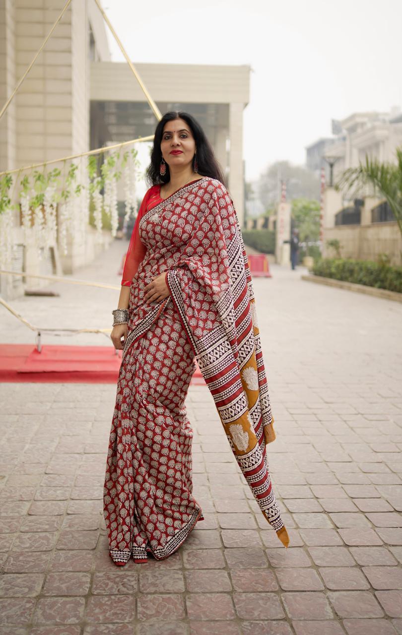 Brick Red_ Mulmul Cotton Saree - Vasaka Jaipur