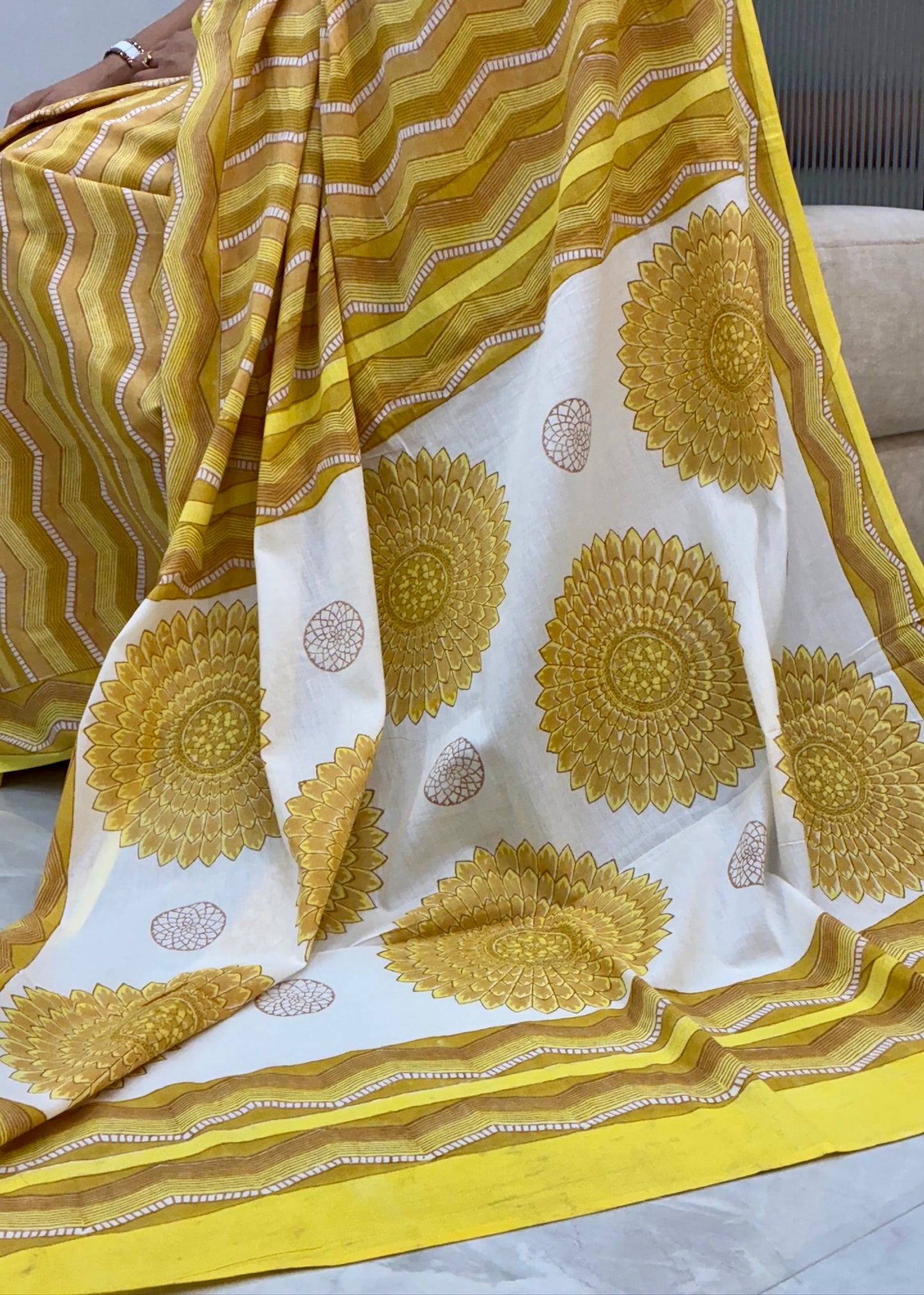 SANDHYA_Heritage Sanganeri Hand Block Printed Pure Cotton Saree