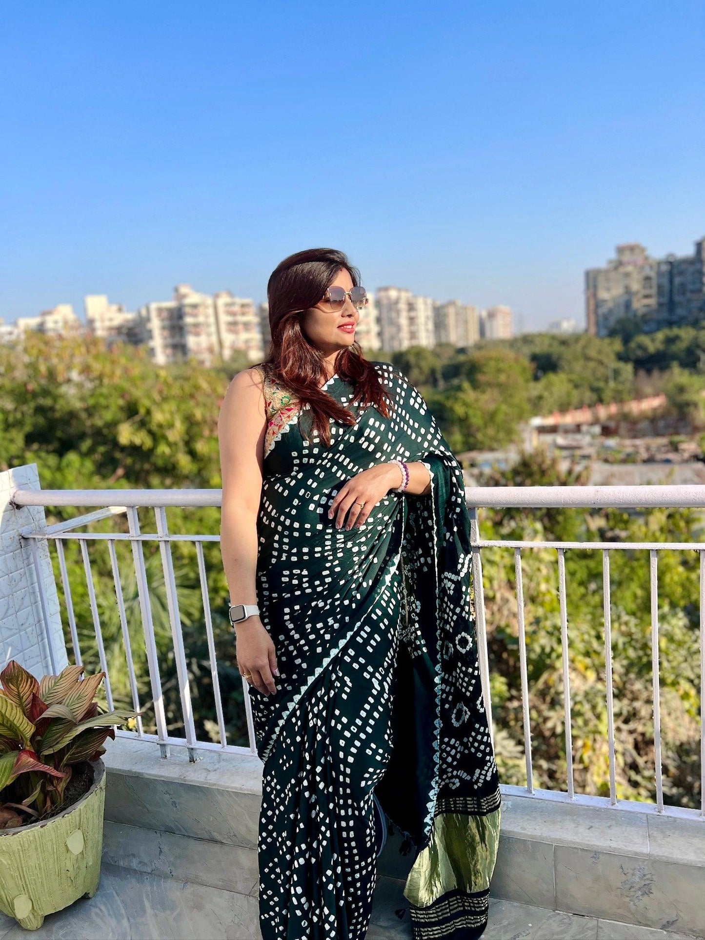 MEENA : BANDHEJ SAREE WITH TISSUE PALLA - Vasaka Jaipur