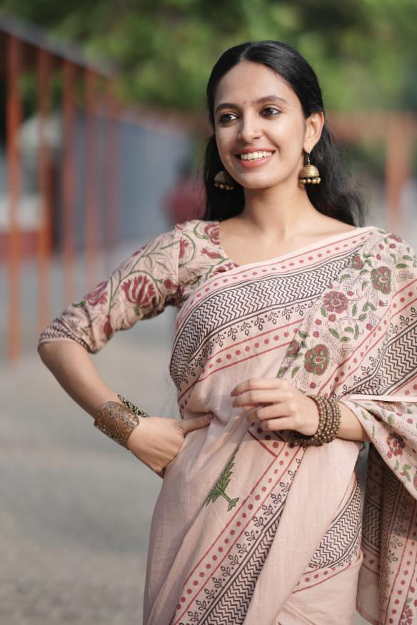 Nayana Mulmul Cotton Saree