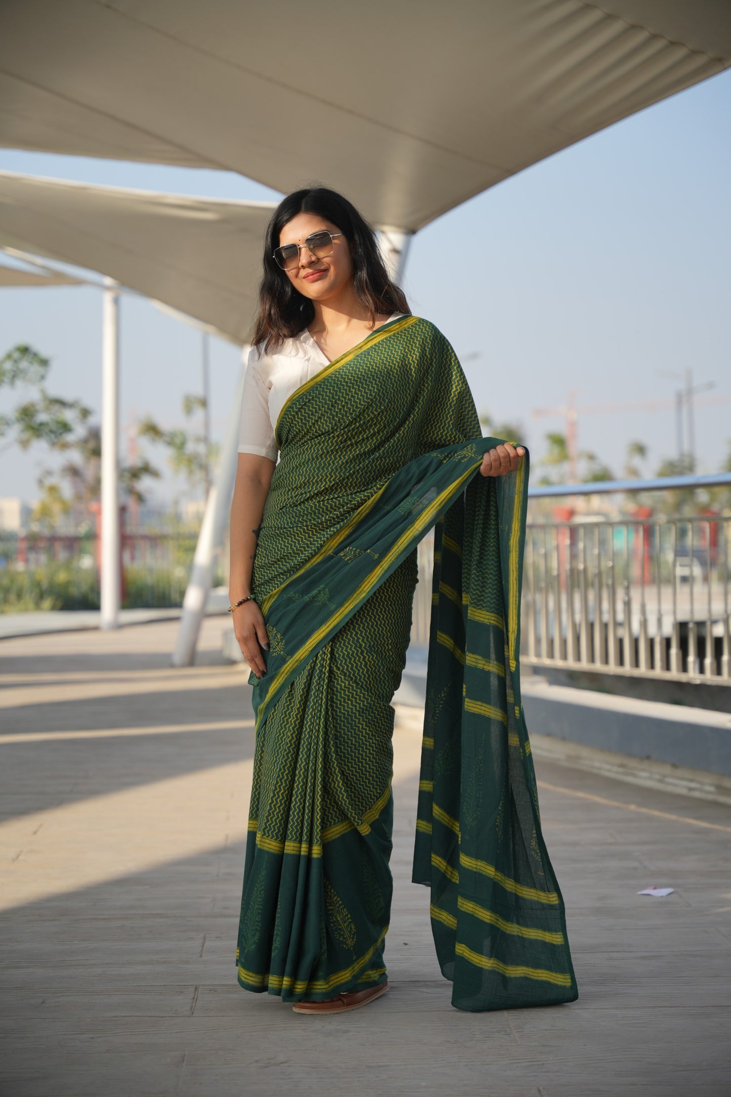 Girisha_Dhara Earthy Dabu Green Cotton Saree