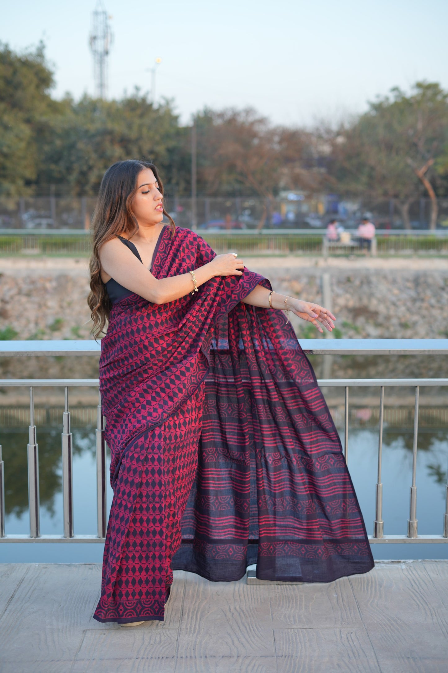 Bhavika_Dhara Earthy Dabu Wine Brown Cotton Saree