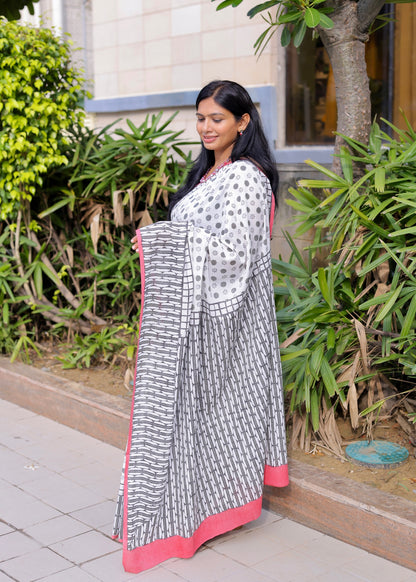 SHIPRA_Heritage Sanganeri Hand Block Printed Pure Cotton Saree