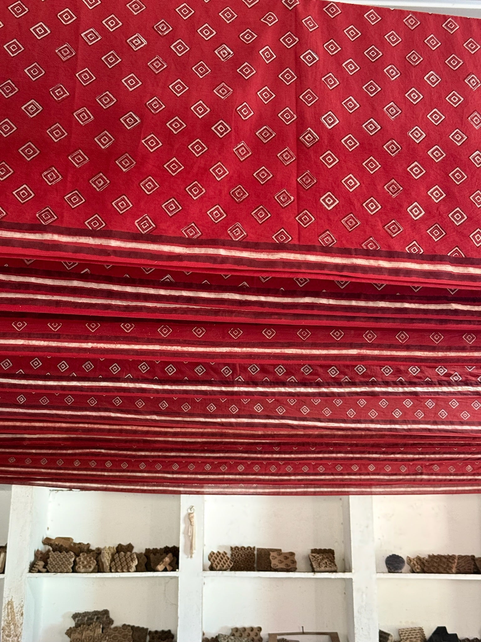 Roohi_Mrida Dabu Red Cotton Saree - Image 3 - Vasaka Jaipur