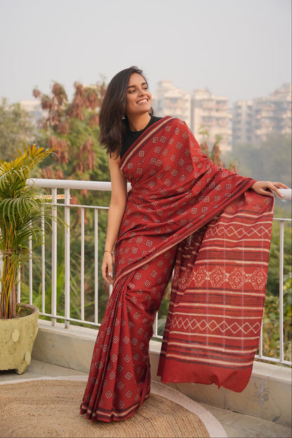 Roohi_Heritage Dabu Hand Block Printed Pure Cotton Saree