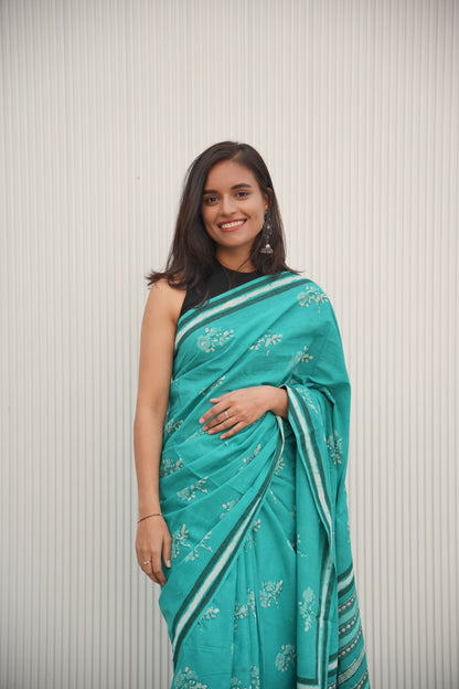 Gauravi_Heritage Dabu Hand Block Printed Pure Cotton Saree