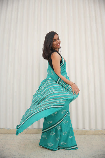 Gauravi_Heritage Dabu Hand Block Printed Pure Cotton Saree