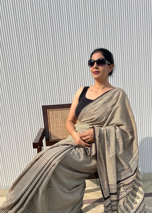 CHHAYA_Heritage Bagru Hand Block Printed Pure Cotton Checks Saree