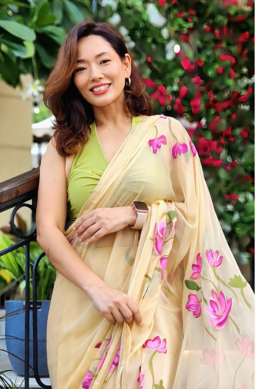 Beige - Handpainted Chiffon Saree