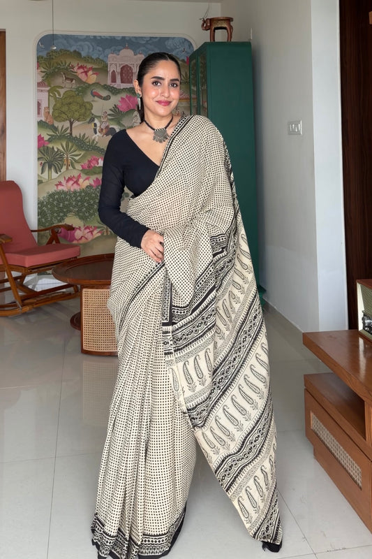 Chhaya black and white checked cotton saree with traditional hand block print borders - Vasaka Jaipur