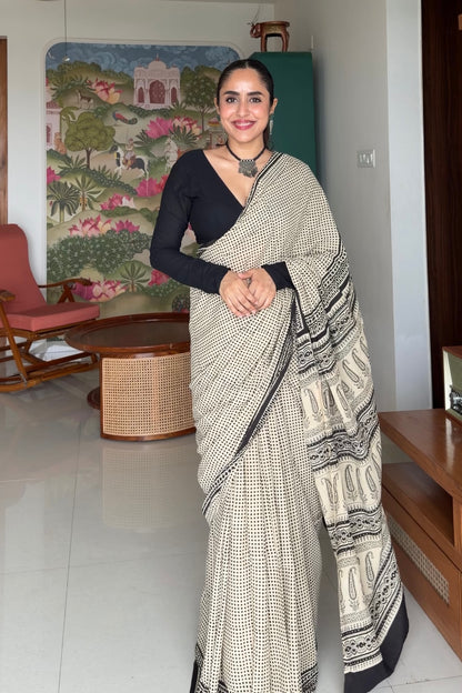 Minimalist modern Indian ethnic outfit styling with traditional Jaipur hand block print saree