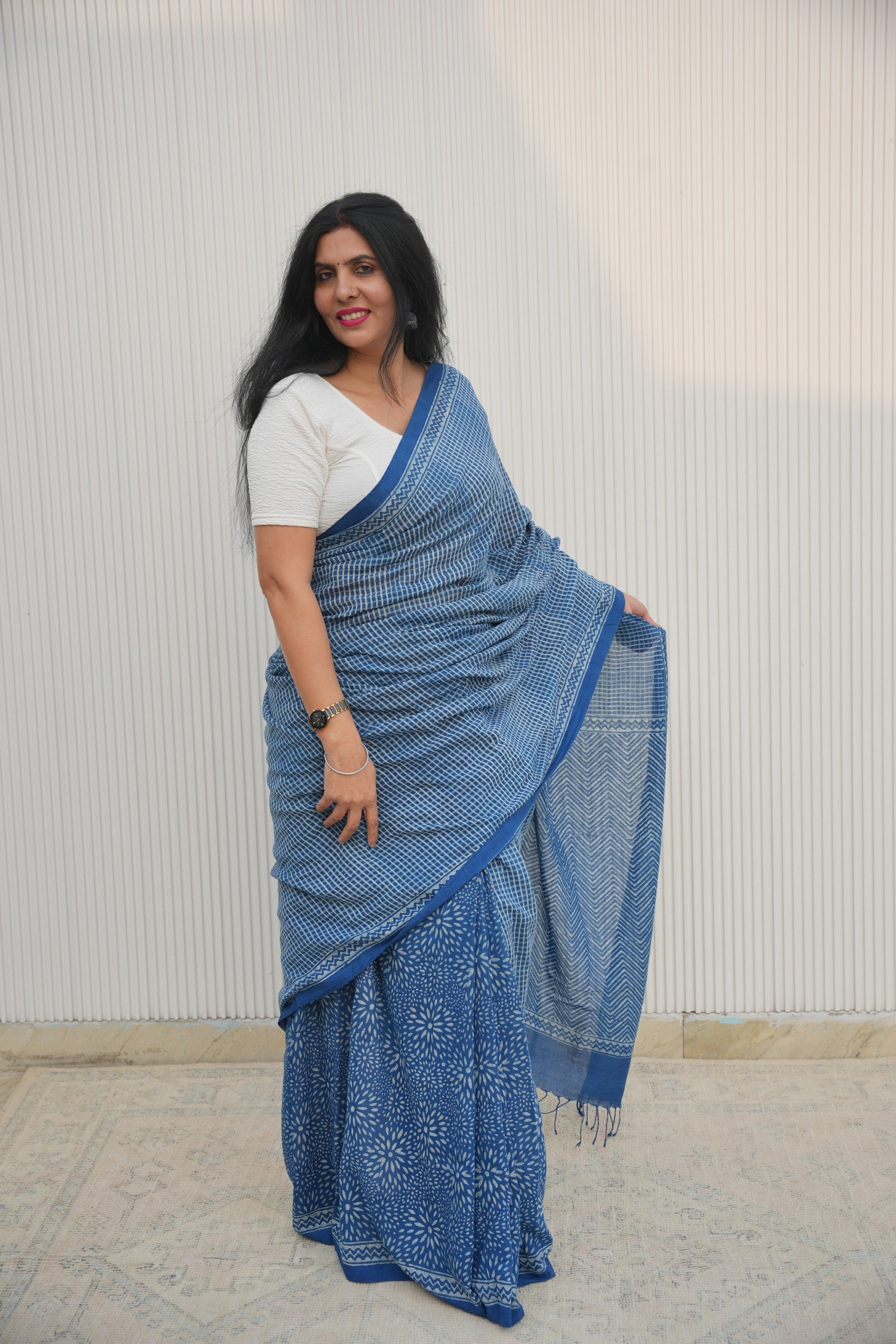 Lightweight Indigo handloom mulmul cotton saree for daily office wear