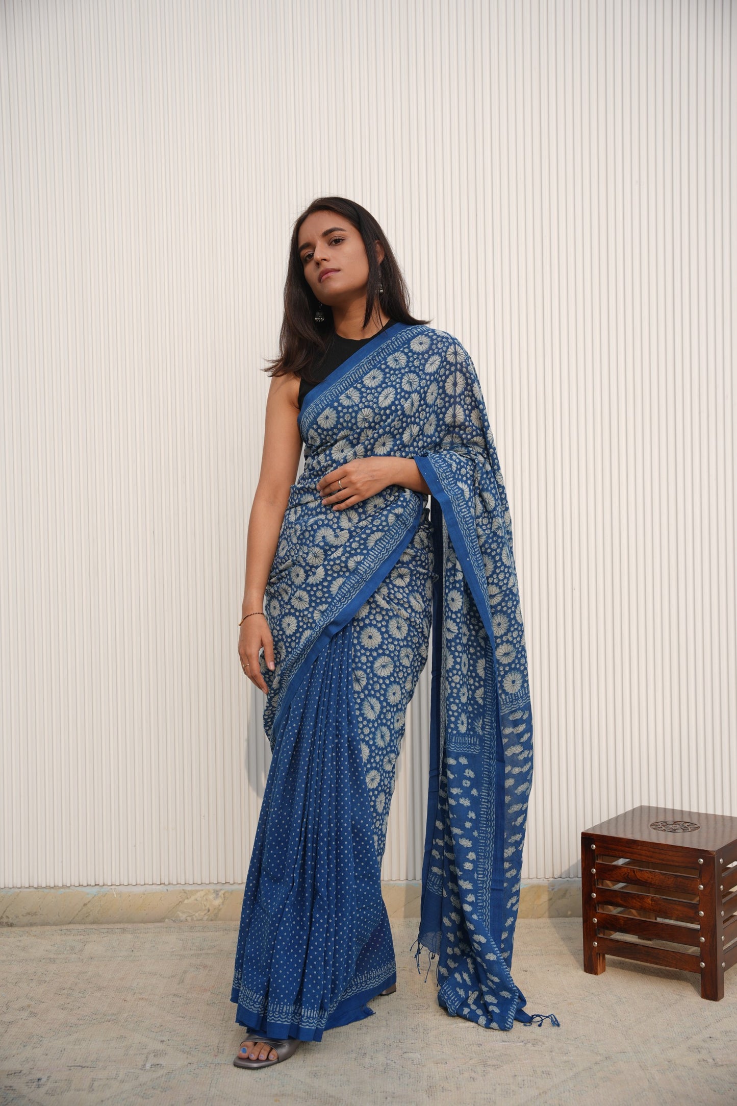 Lightweight Indigo handloom mulmul cotton saree for daily office wear