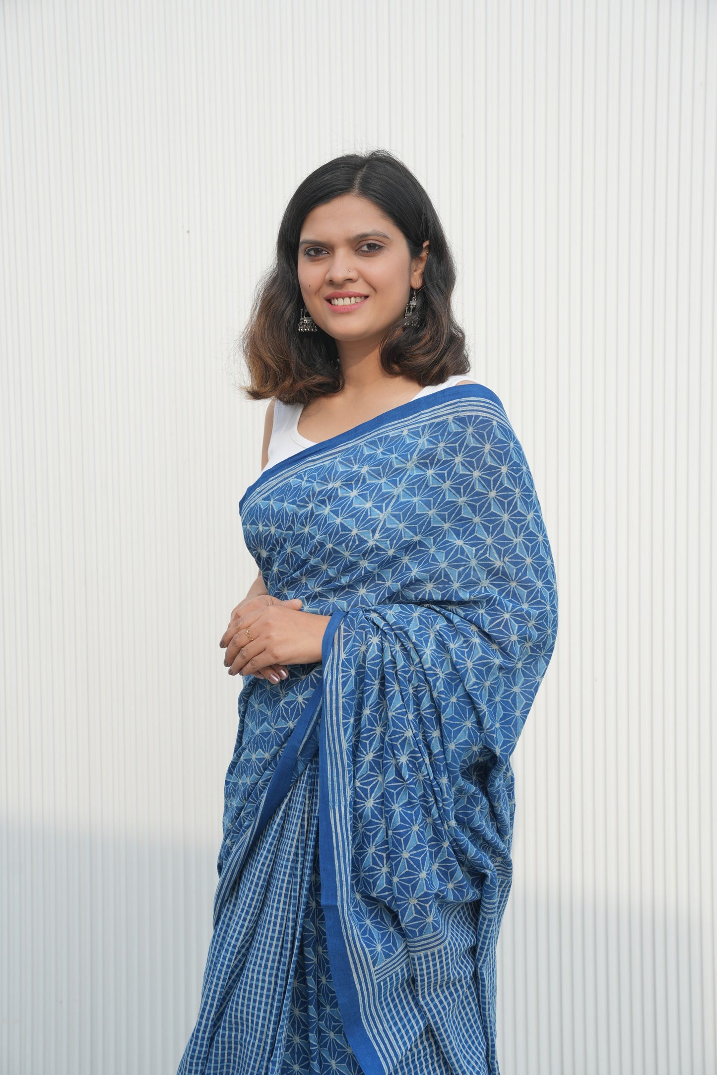 Lightweight Indigo handloom mulmul cotton saree for daily office wear