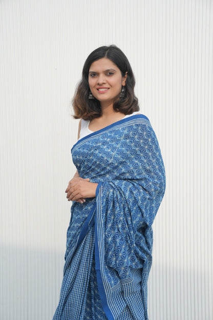 Lightweight Indigo handloom mulmul cotton saree for daily office wear
