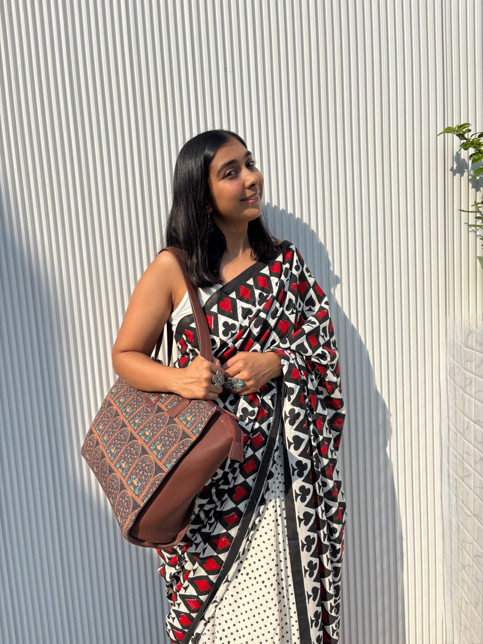 Lightweight white handloom mulmul cotton saree for daily office wear